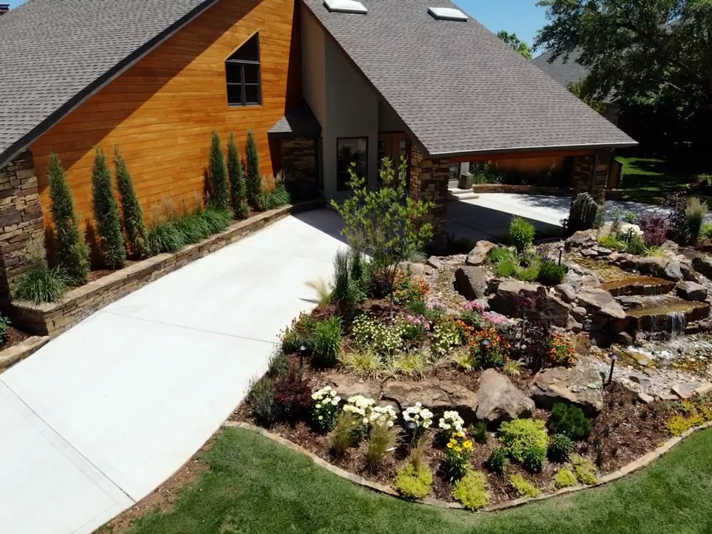 Trusted landscaping services in Oklahoma City, OK - Modern Environment