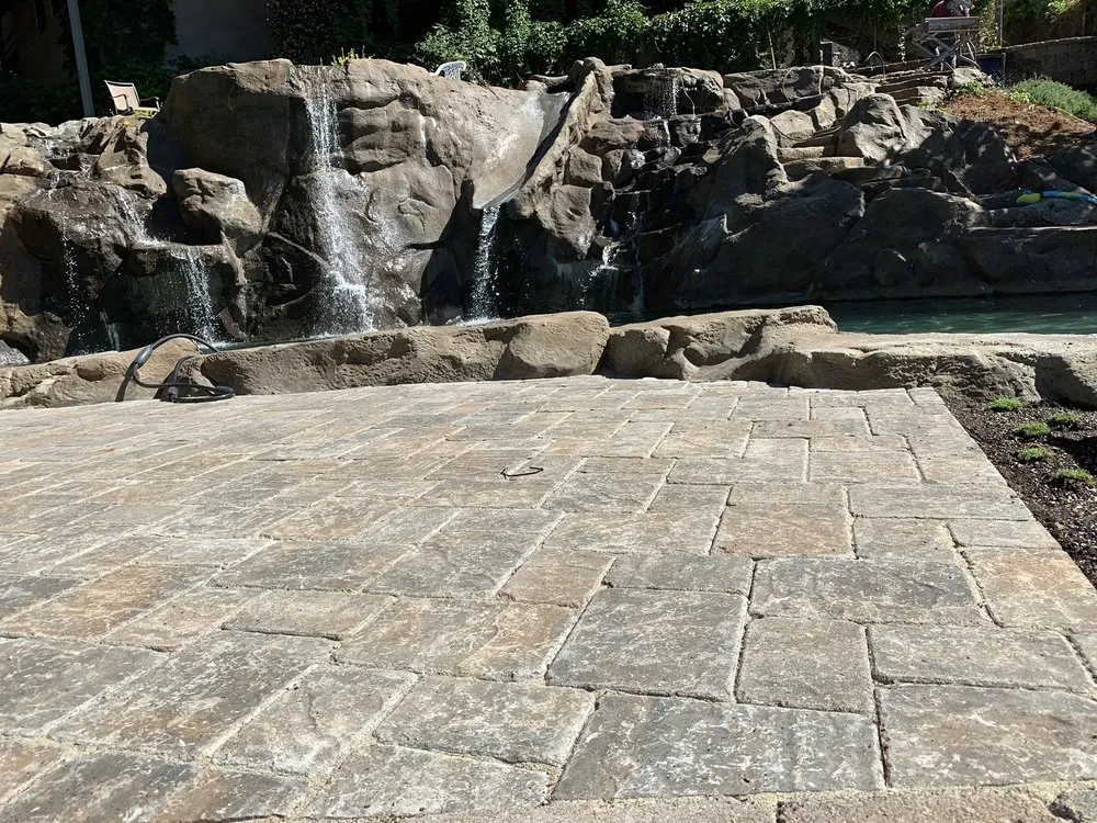 Trusted yard cleanup service for homes in Auburn, CA by Modern Era Landscape