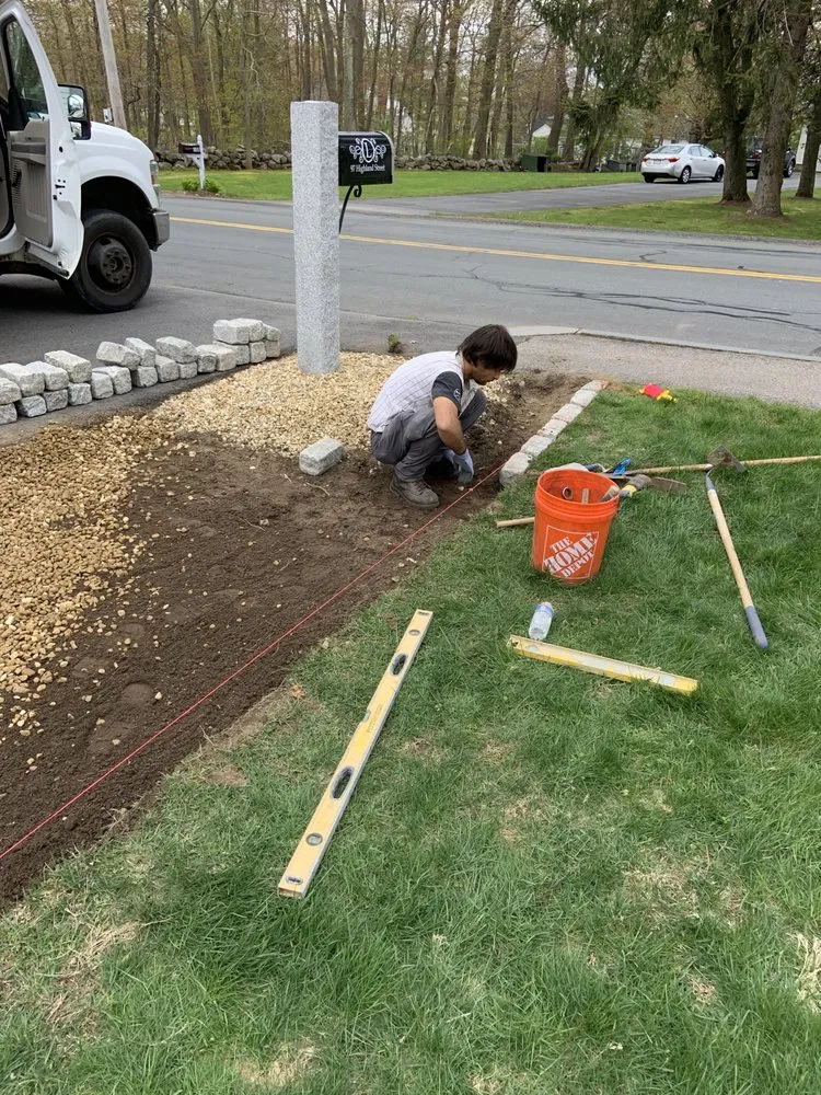 Top-rated yard cleanup service experts serving Marlborough, MA - Modern Grounds Landscape & Hardscape