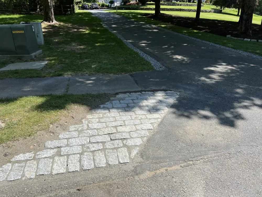 Custom residential landscaping experts serving Marlborough, MA - Modern Grounds Landscape & Hardscape