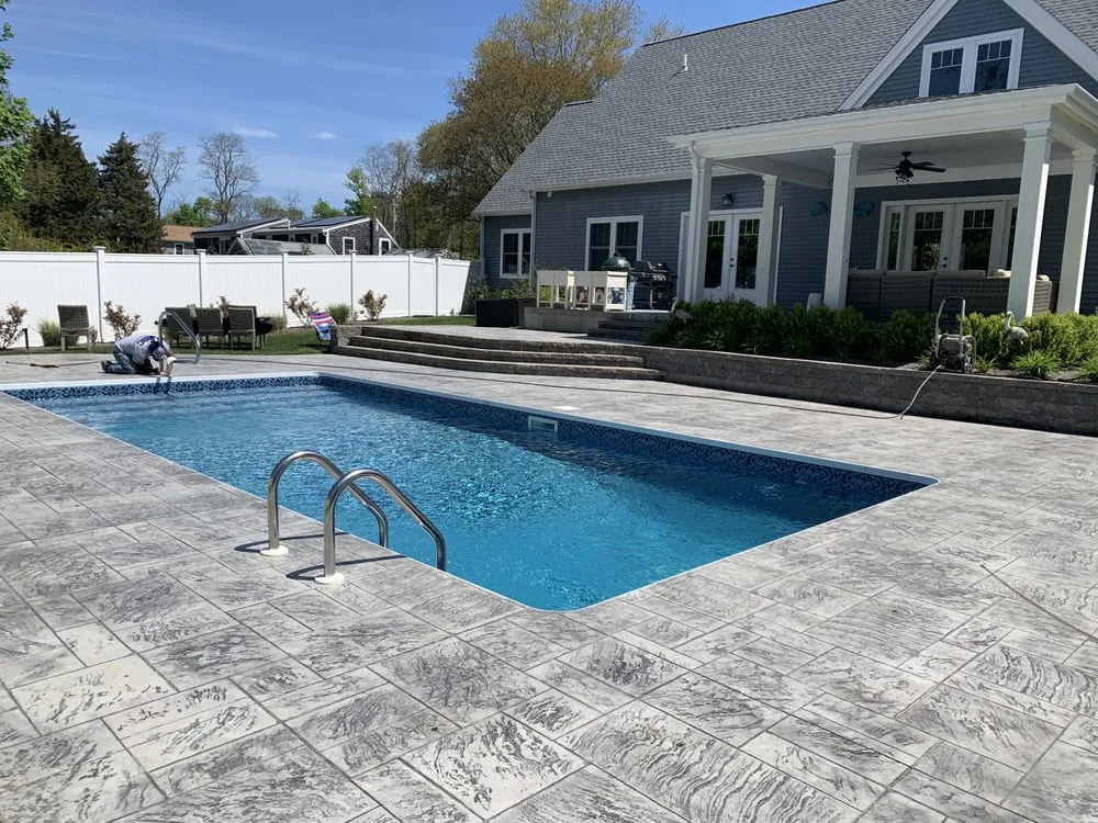 Trusted yard cleanup service experts serving Westport, MA - Modern Hardscapes