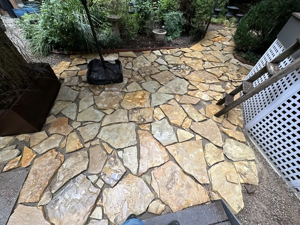 Top-rated residential landscaping in Prospect, KY - Modern Home Builders