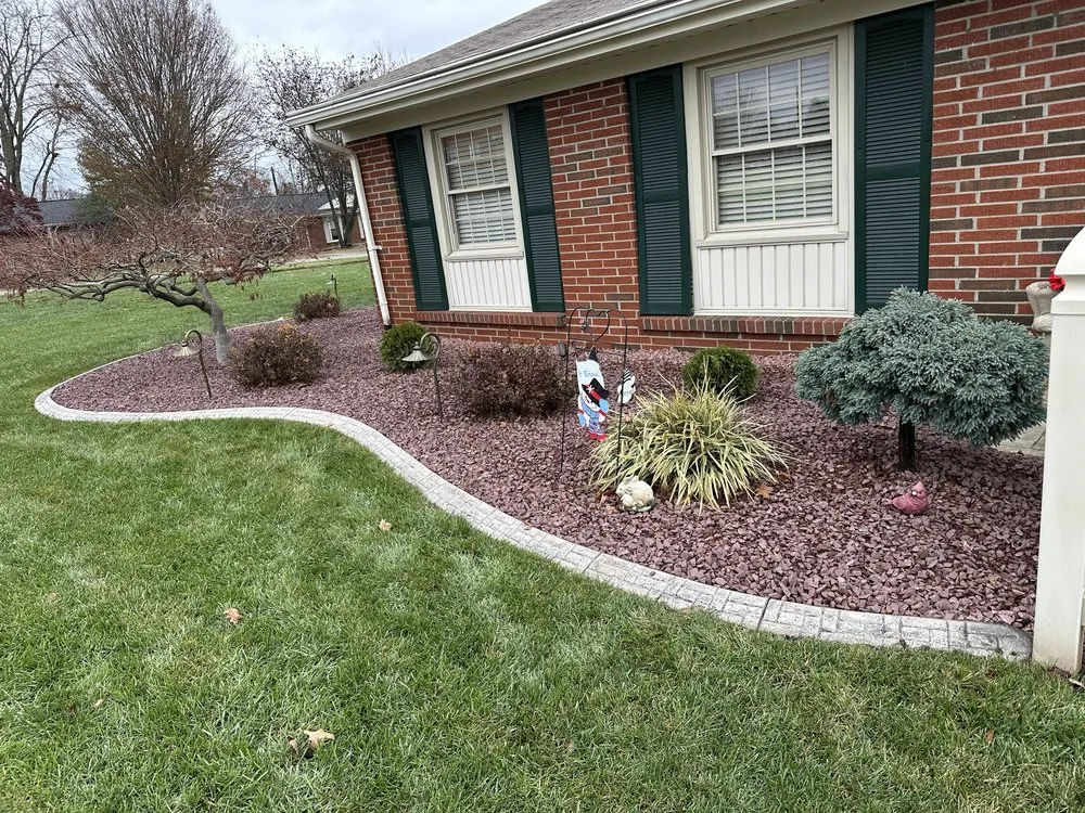 Expert lawn mowing service experts serving Prospect, KY - Modern Home Builders