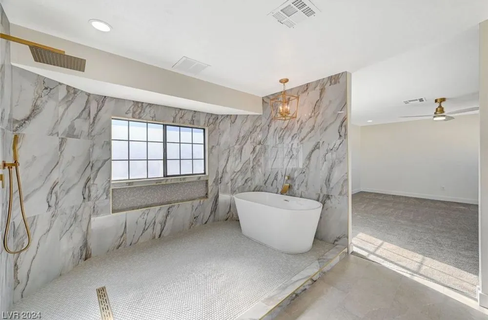 Custom garden landscaping for residential properties in Las Vegas, NV by Modern House