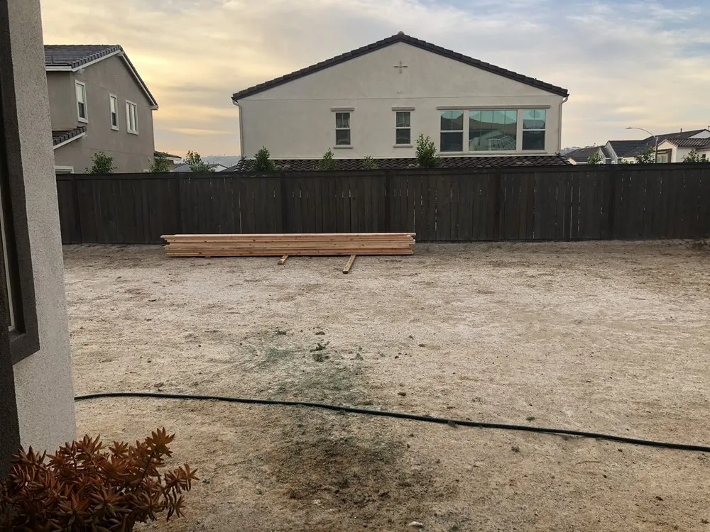 Affordable garden landscaping in Bonita, CA by Modern Image Landscape Construction