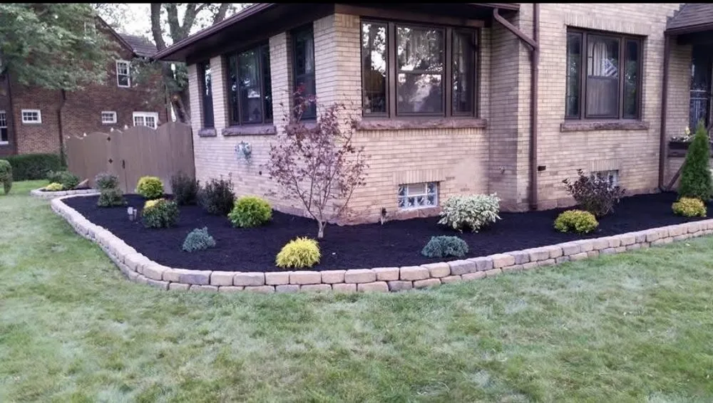 Custom yard cleanup service for year-round maintenance across Buffalo, NY - Modern Landscape & Maintenance