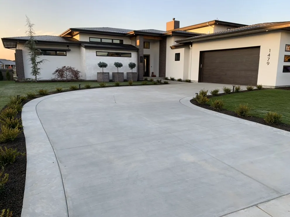 Affordable outdoor landscaping in Boise, ID - Modern Landscape