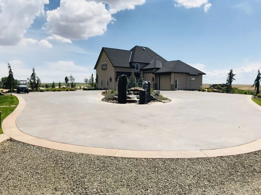 Custom outdoor landscaping experts serving Boise, ID - Modern Landscape
