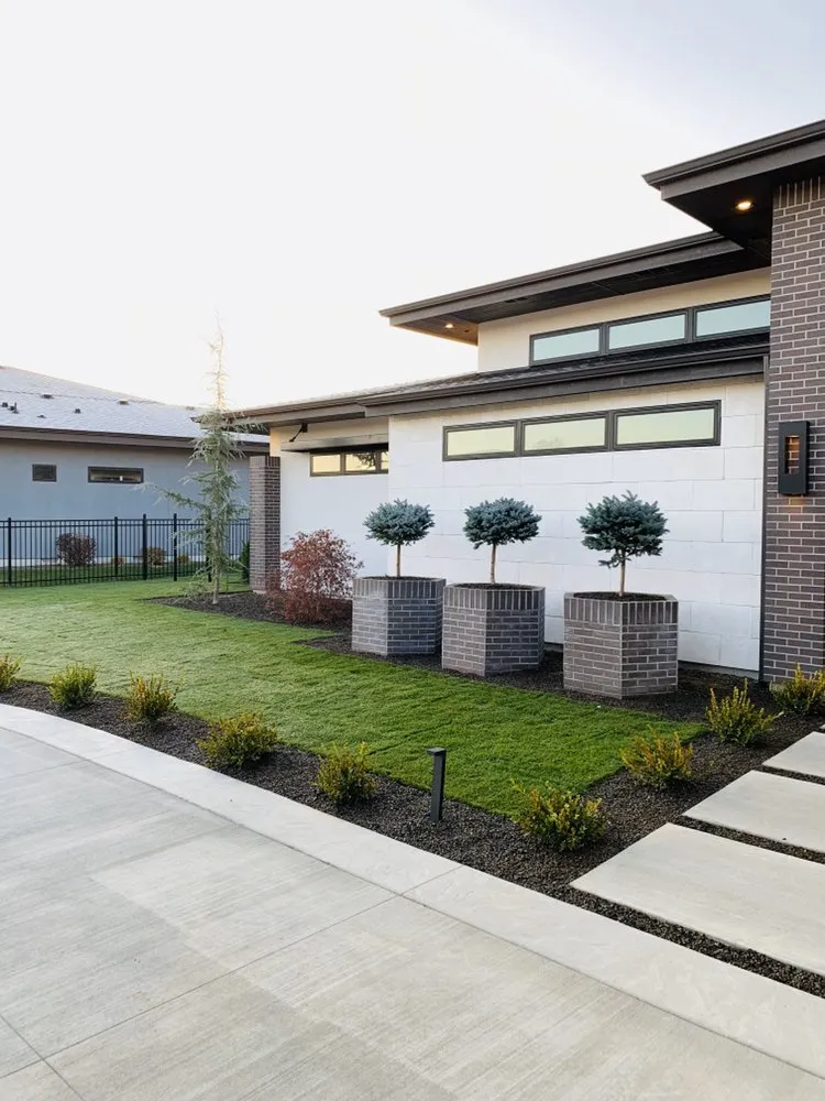 Trusted landscape design for year-round maintenance across Boise, ID - Modern Landscape