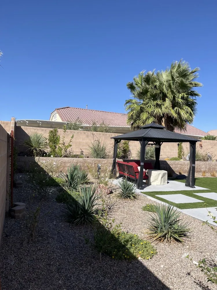 Custom outdoor landscaping in Las Vegas, NV - Modern Landscape