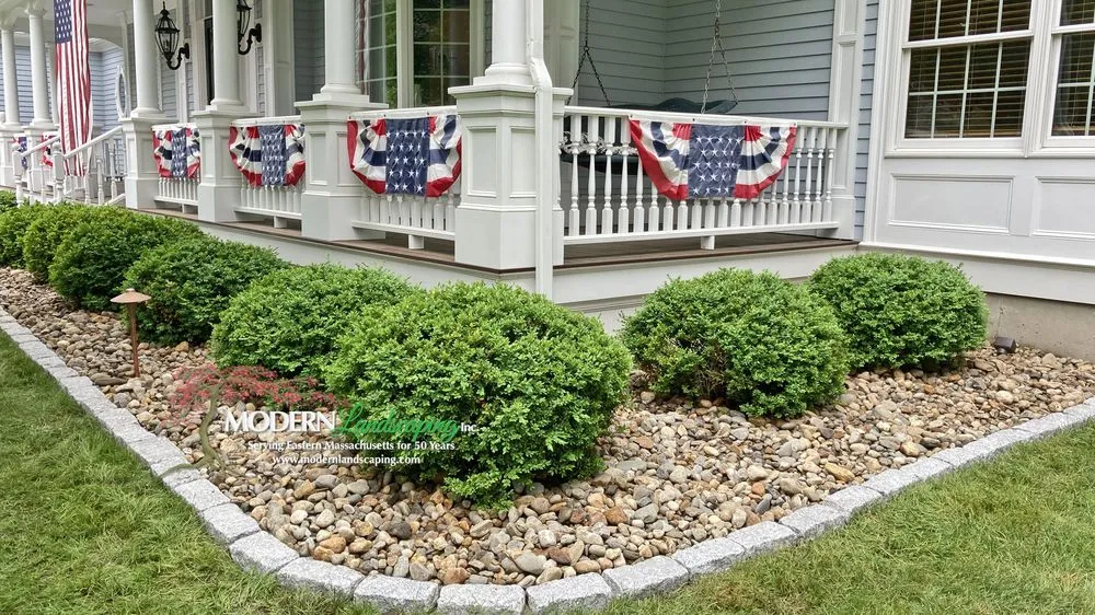 Expert yard maintenance in North Easton, MA - Modern Landscaping