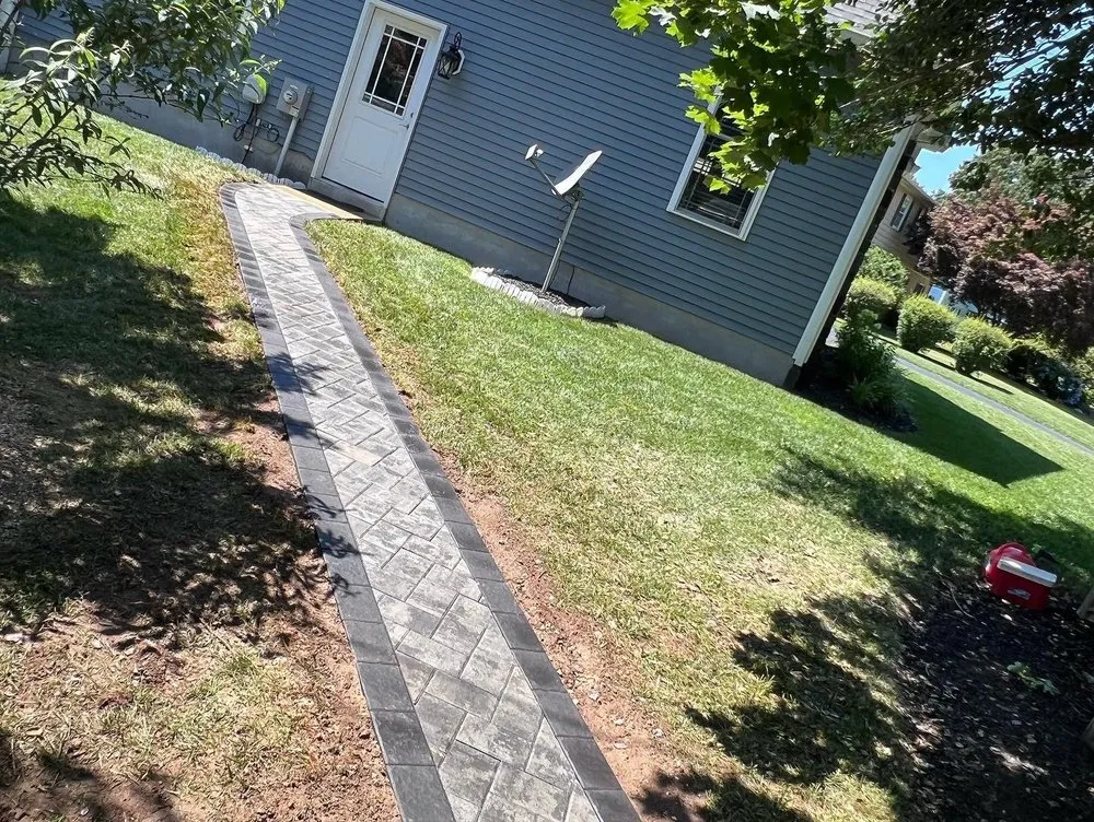 Custom yard maintenance experts serving Wilmington, DE - Modern Landscaping