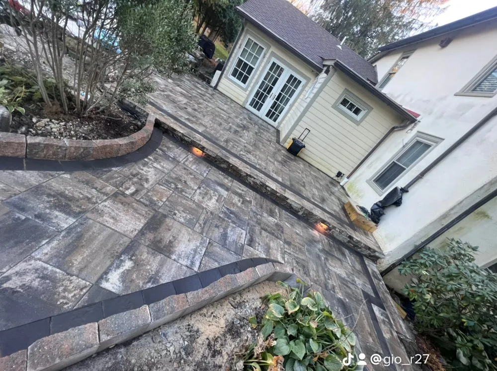 Trusted residential landscaping for beautiful yards in Wilmington, DE by Modern Landscaping