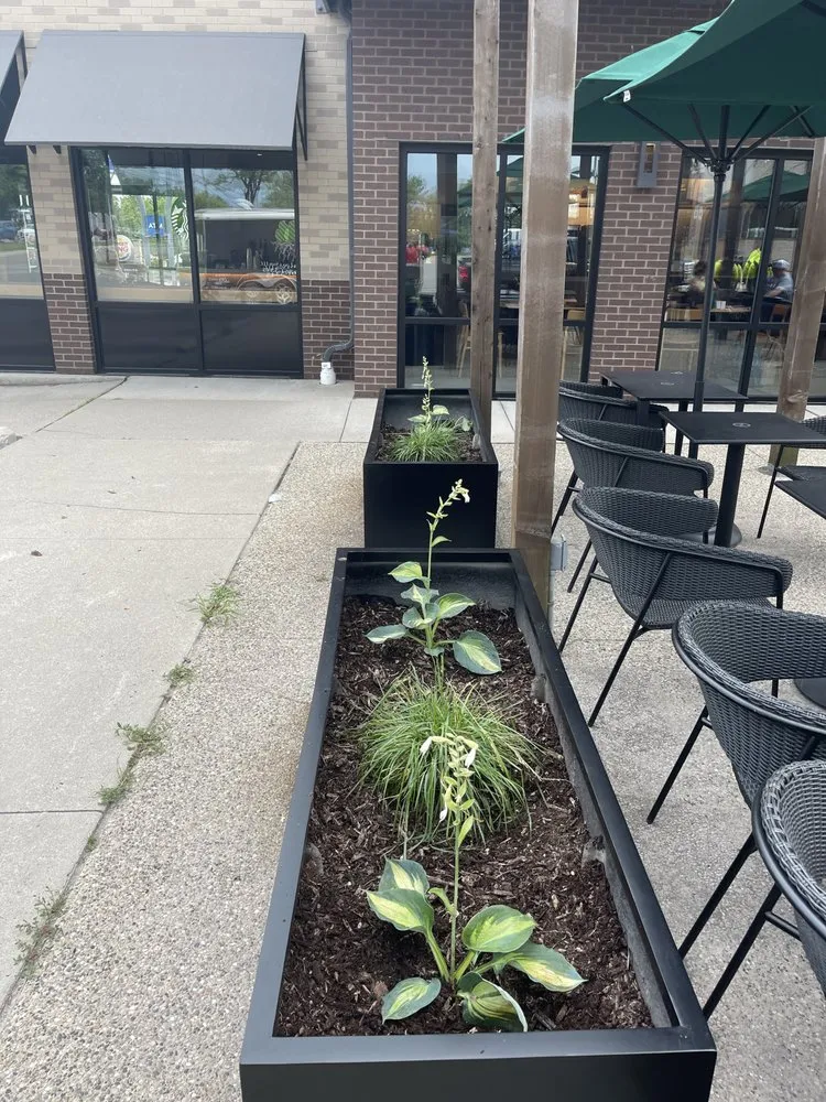 Custom lawn care service in Novi, MI - Modern Lawn & Snow