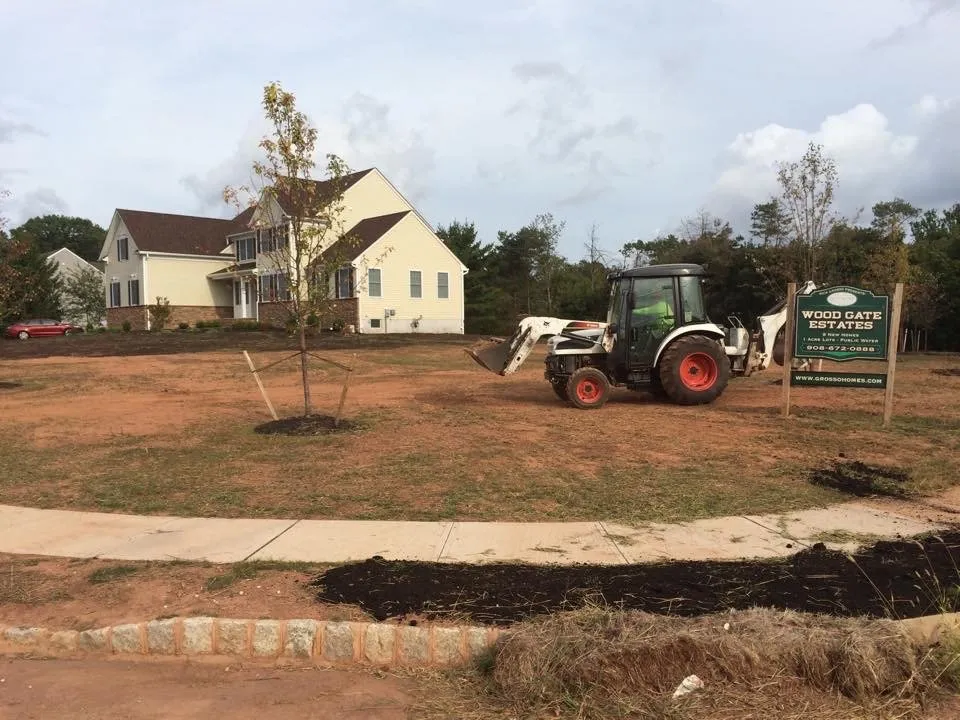 Custom lawn care service with custom design in Somerset, NJ by Modern Lawn Service