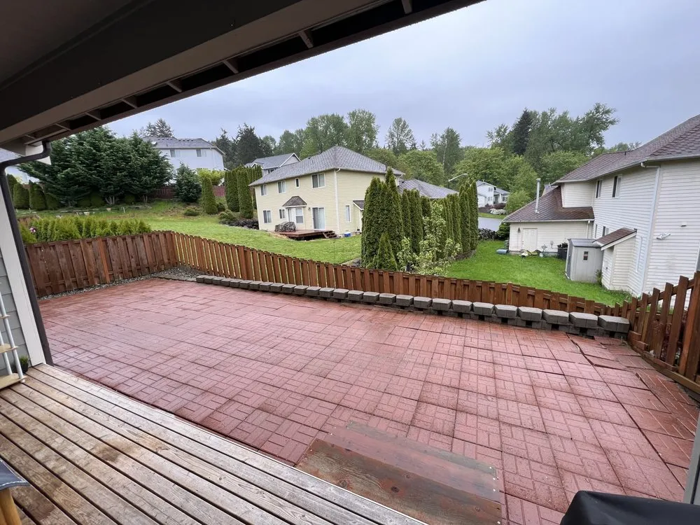 Custom lawn care service experts serving Renton, WA - Modern Living Landscaping