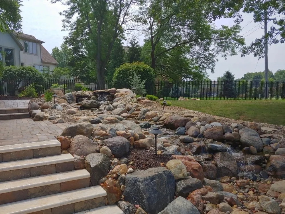 Expert landscape design experts serving Lenexa, KS - Modern Marvels