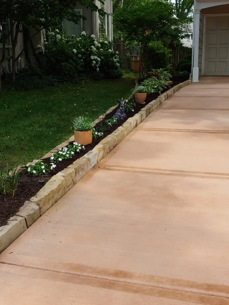 Reliable landscape design for residential properties in Lenexa, KS by Modern Marvels