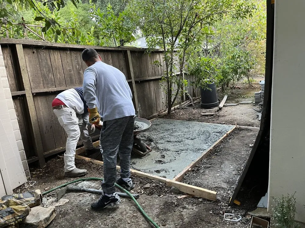 Expert yard maintenance in East Palo Alto, CA - Modern Paving Landscaping