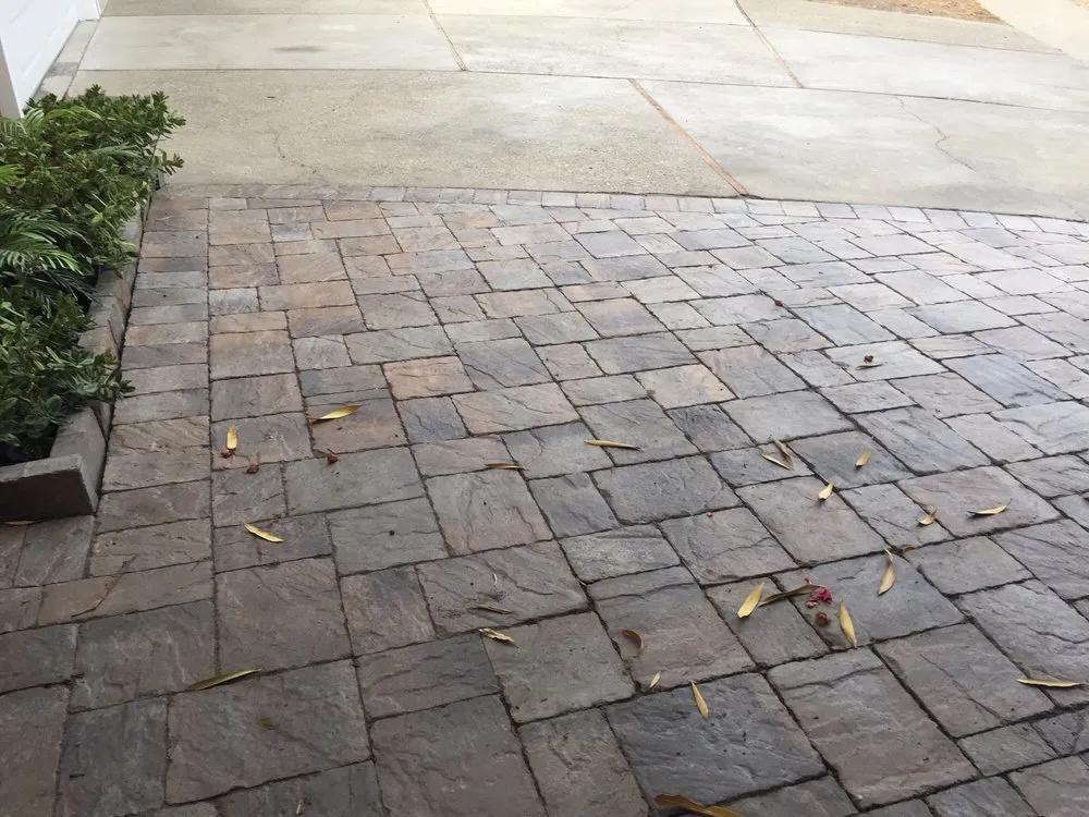 Affordable residential landscaping in Los Altos, CA by Modern Paving