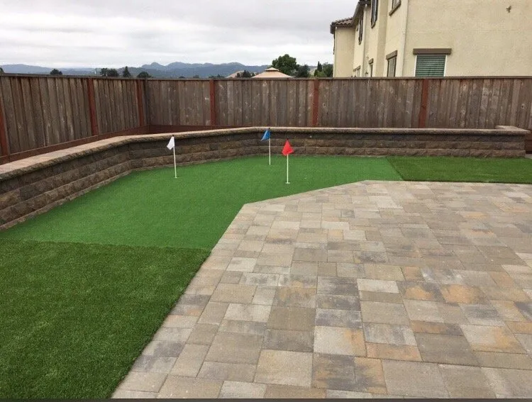 Top-rated lawn mowing service for beautiful yards across Los Altos, CA - Modern Paving