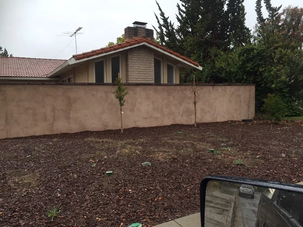 Professional outdoor landscaping in Los Altos, CA by Modern Paving