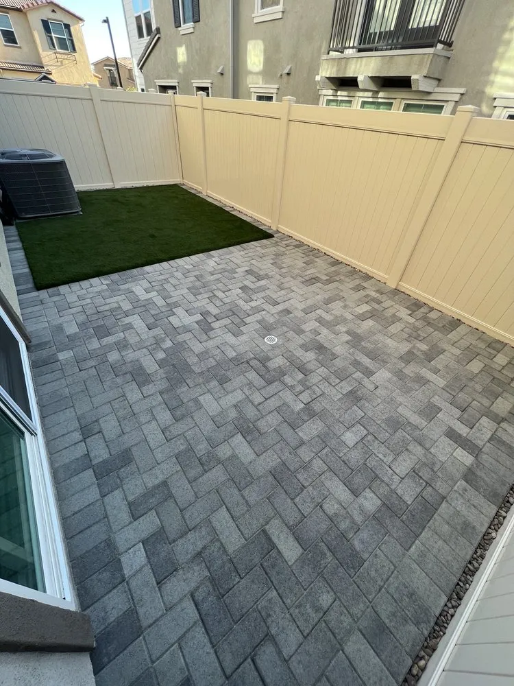 Affordable garden landscaping with custom design in Rancho Cucamonga, CA by Modern Paving