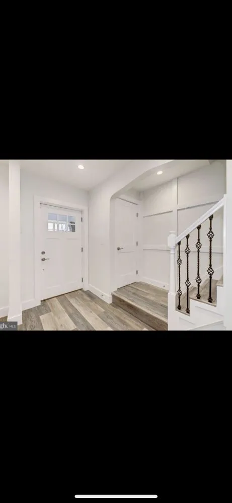 Reliable lawn mowing service in Manassas Park, VA by Modern Touch Remodeling