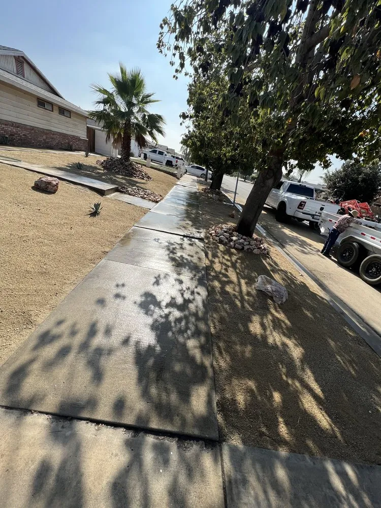 Expert lawn mowing service in Chino Hills, CA - Modern Yardz Exterior Landscaping