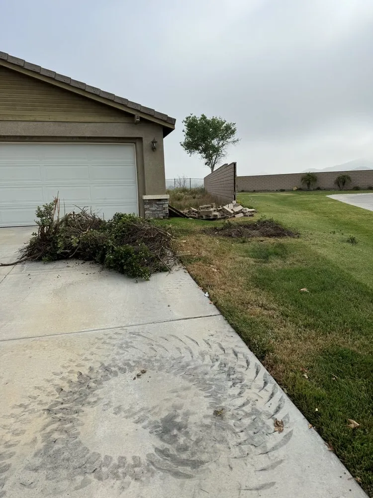 Trusted yard cleanup service with custom design across Chino Hills, CA - Modern Yardz Exterior Landscaping