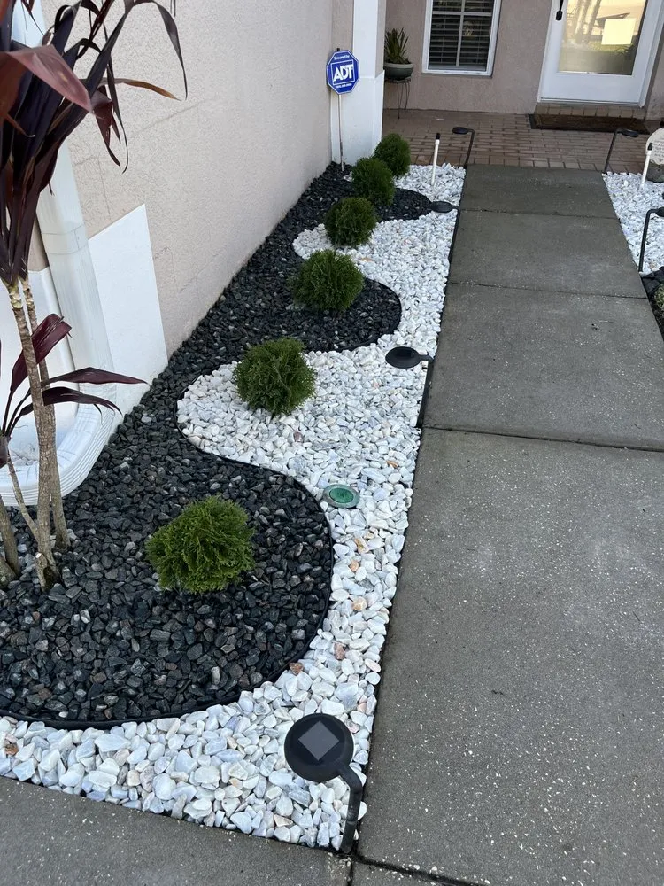 Affordable outdoor landscaping for beautiful yards across Tampa, FL - ModernScape Landscaping & Design
