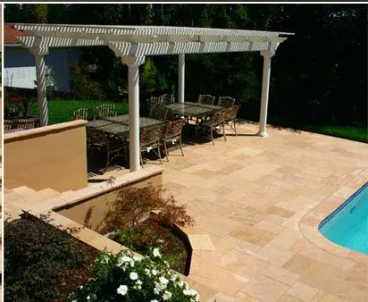 Professional yard maintenance in Redwood City, CA by Modica Landscaping