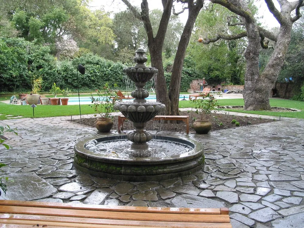 Affordable lawn care service experts serving Redwood City, CA - Modica Landscaping