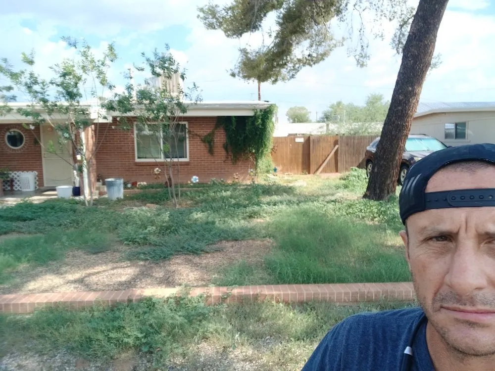 Custom lawn care service experts serving Tucson, AZ - Moe, Blow and GO