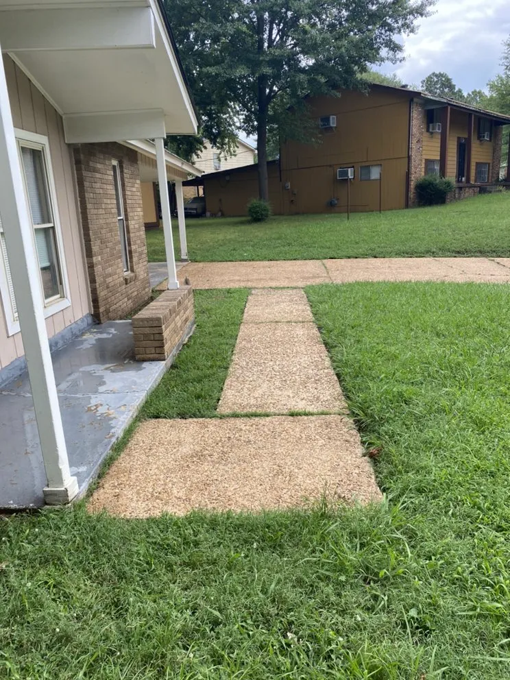 Custom residential landscaping in Memphis, TN - Moe Solutions