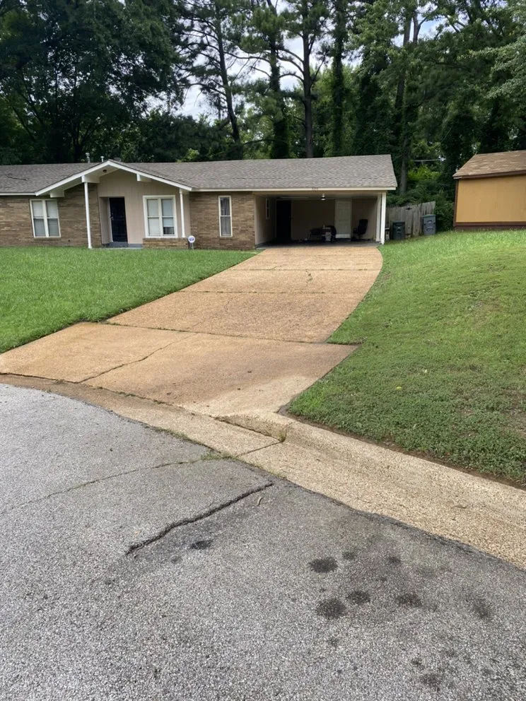 Custom landscape design for residential properties across Memphis, TN - Moe Solutions