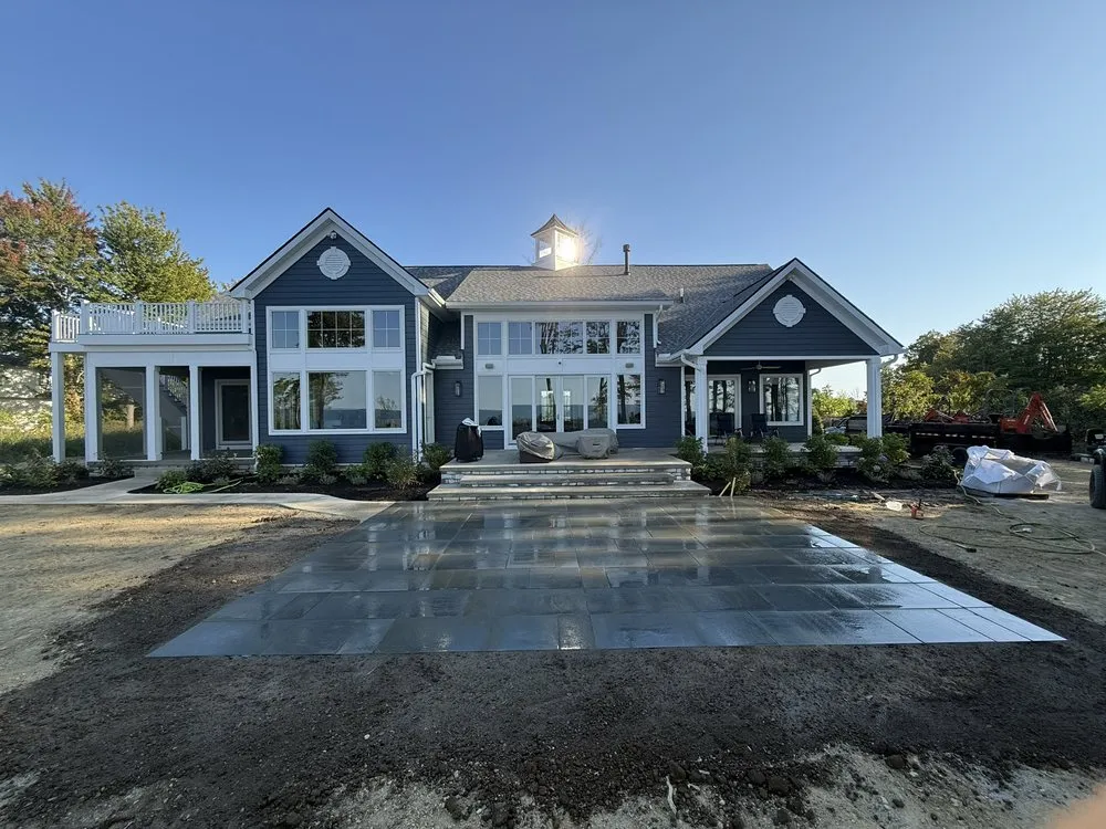 Expert yard maintenance experts serving Conneaut, OH - Moe’s Lakeside Landscape & Excavation