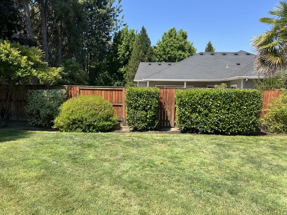 Custom residential landscaping in White City, OR - Moes Landscape Maintenance
