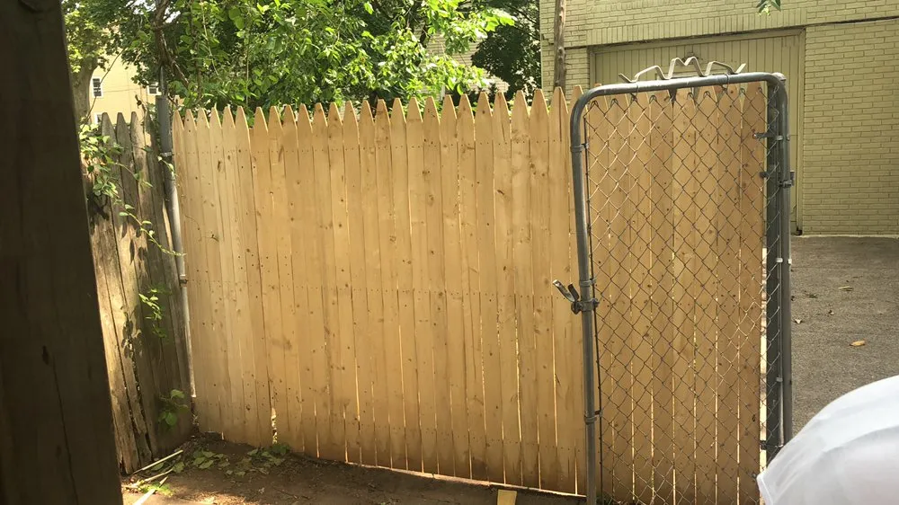 Local yard maintenance experts serving New Haven, CT - Moe’s Landscaping and Home Improvement