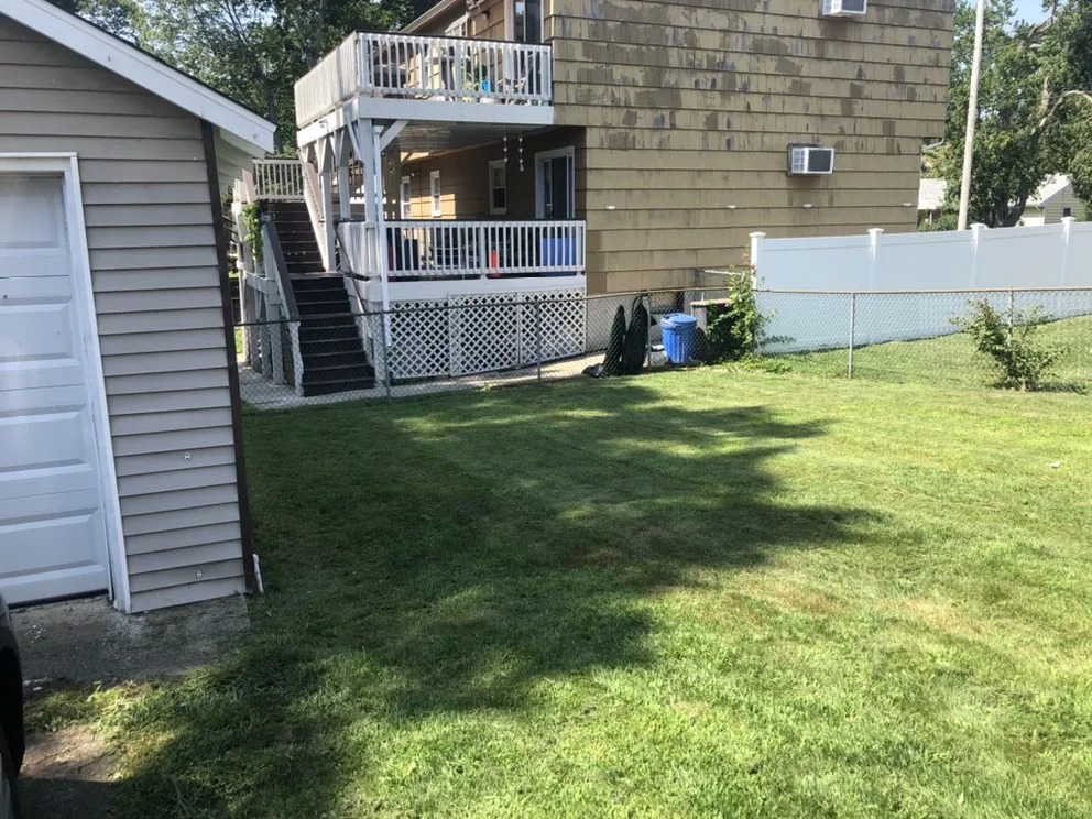 Professional garden landscaping experts serving New Haven, CT - Moe’s Landscaping and Home Improvement