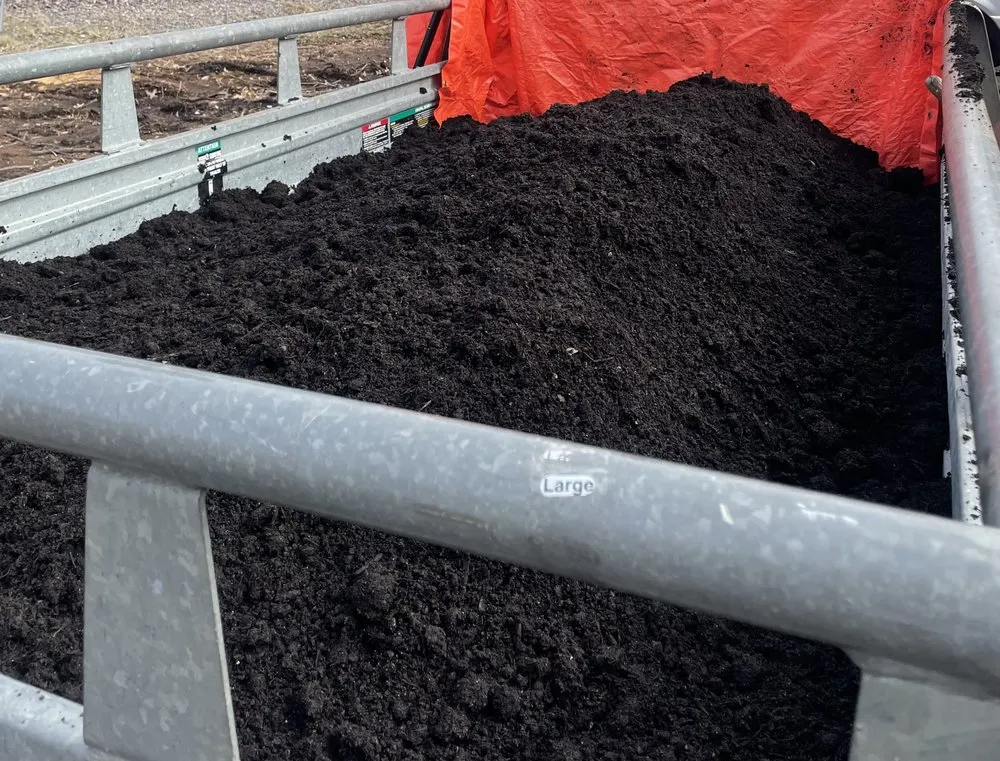 Custom yard maintenance in Saint Louis, MO - Moe’s Landscaping