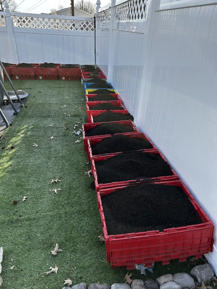 Local yard maintenance in Saint Louis, MO - Moe’s Landscaping