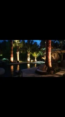 Moe's Lawn and Landscape, LLC Logo