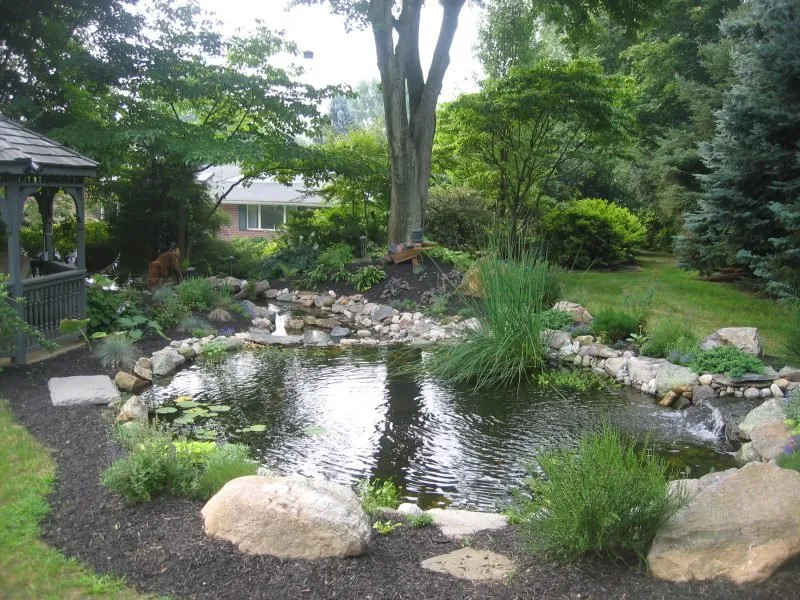 Trusted outdoor landscaping experts serving Newtown Square, PA - Moffett Landscaping