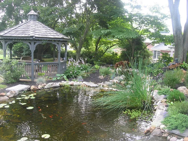 Expert lawn care service in Newtown Square, PA by Moffett Landscaping