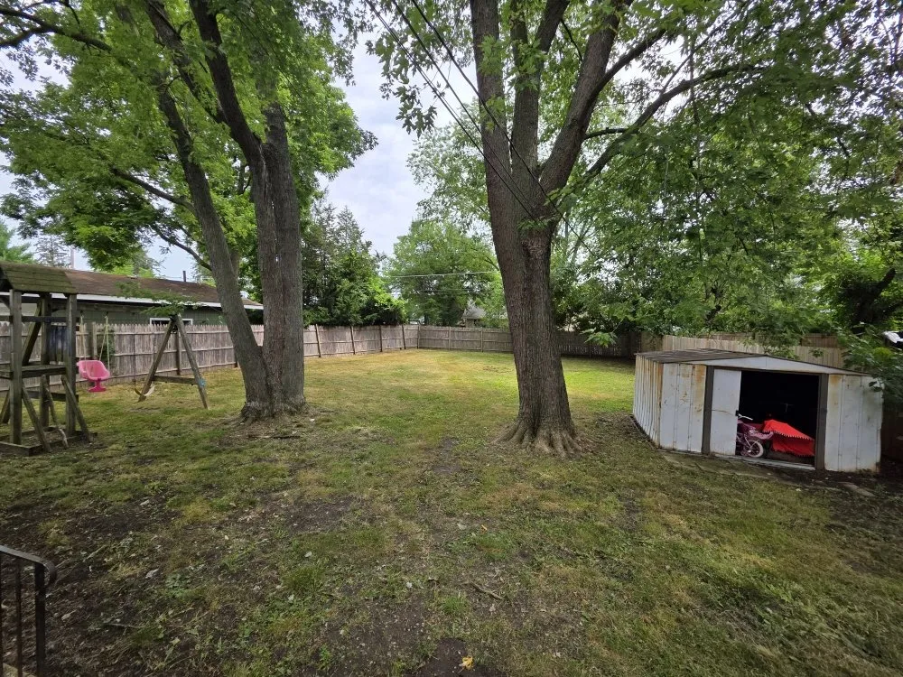 Reliable garden landscaping for beautiful yards in Spring Grove, IL by Moganzer