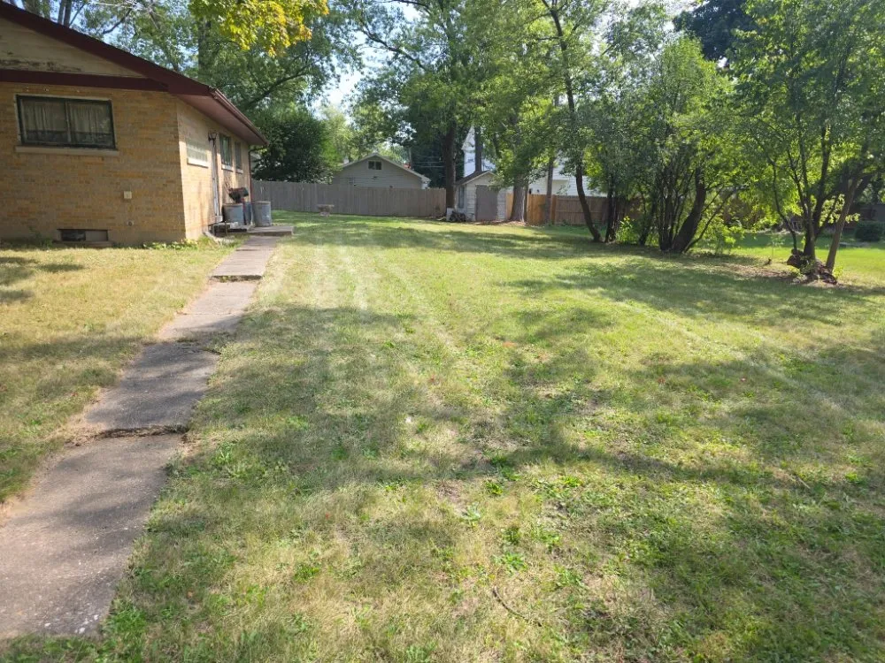 Expert outdoor landscaping for residential properties in Spring Grove, IL by Moganzer