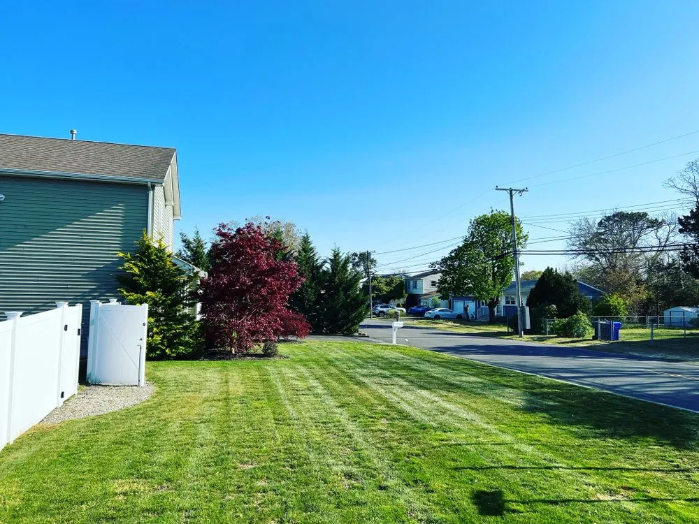 Expert lawn mowing service in Osbornville, NJ - Mogz Lawn And Landscape