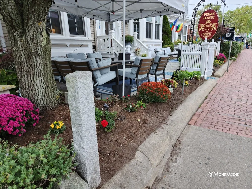 Custom landscaping services in Cumberland, RI by Mohr Landscape