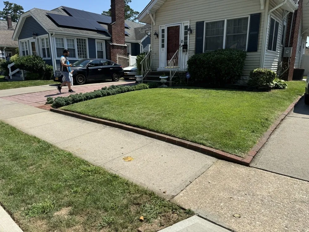 Professional lawn care service in Lynbrook, NY - Moises Amaya Landscaping